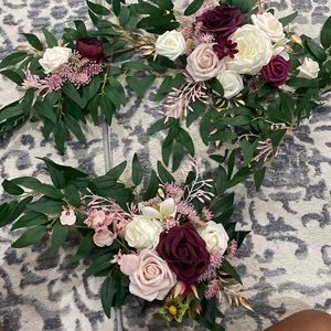 Ling’s Moment Flower Sign Decor - Marsala/Burgundy Theme